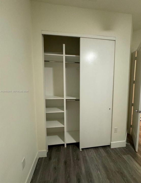 На продажу: $699,000 (4 спален, 3 ванн, 1812 Квадратных фут)