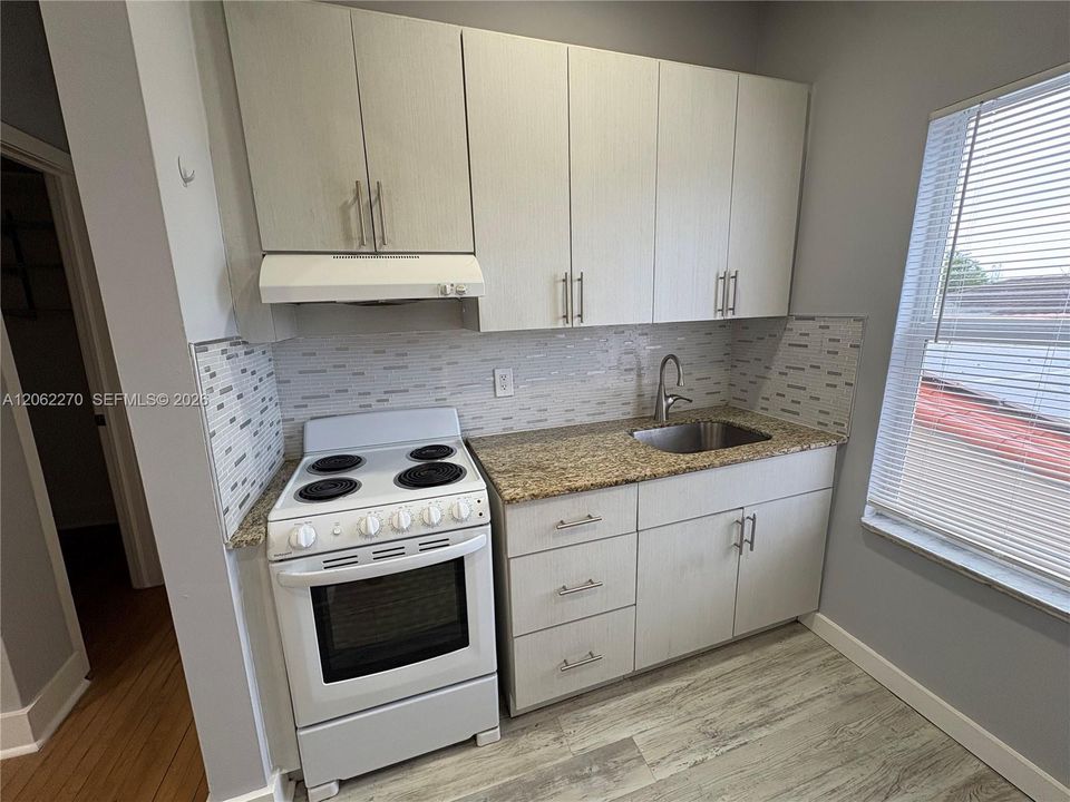 For Rent: $1,700 (1 beds, 1 baths, 0 Square Feet)
