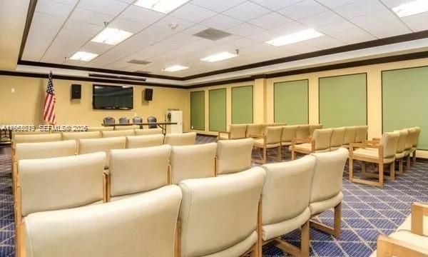 На продажу: $189,000 (2 спален, 1 ванн, 953 Квадратных фут)
