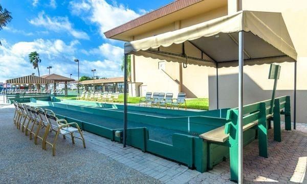 На продажу: $189,000 (2 спален, 1 ванн, 953 Квадратных фут)