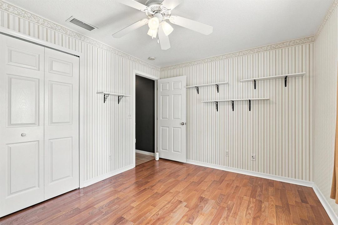 24_bedroom