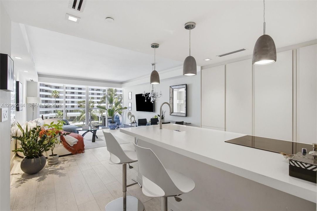 На продажу: $475,000 (1 спален, 1 ванн, 930 Квадратных фут)