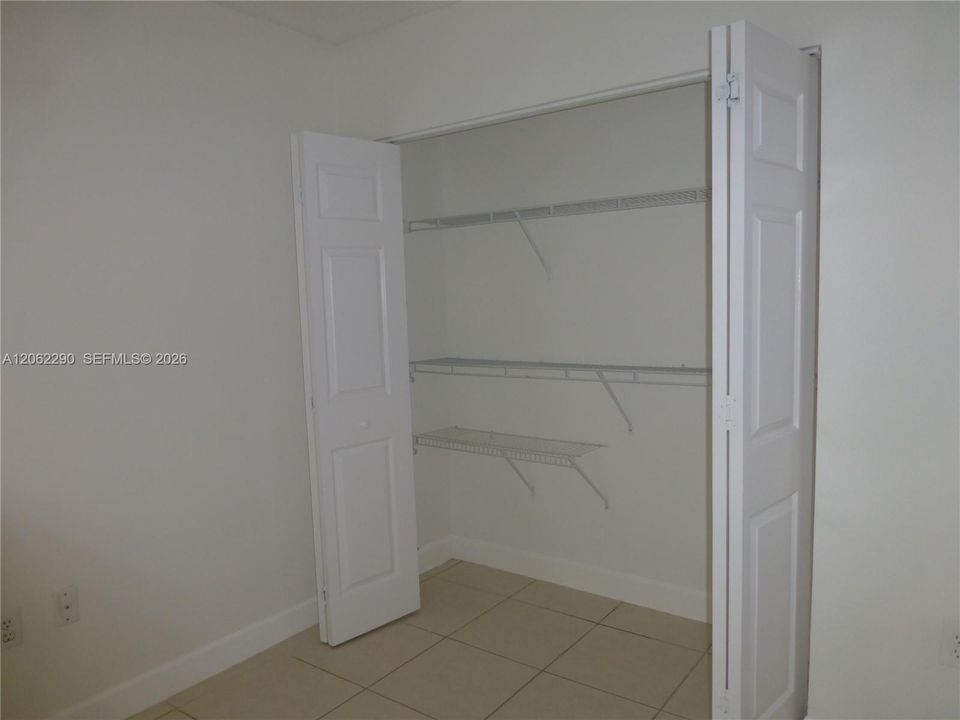 В аренду: $5,300 (4 спален, 2 ванн, 2028 Квадратных фут)