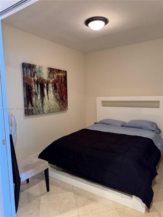For Rent: $12,000 (3 beds, 3 baths, 1841 Square Feet)