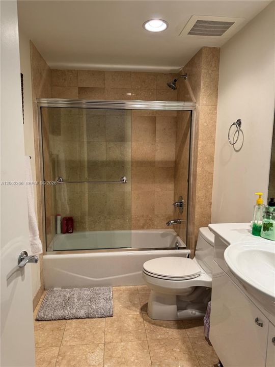 For Rent: $12,000 (3 beds, 3 baths, 1841 Square Feet)