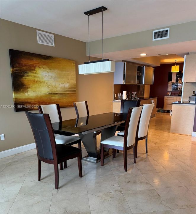 For Rent: $12,000 (3 beds, 3 baths, 1841 Square Feet)