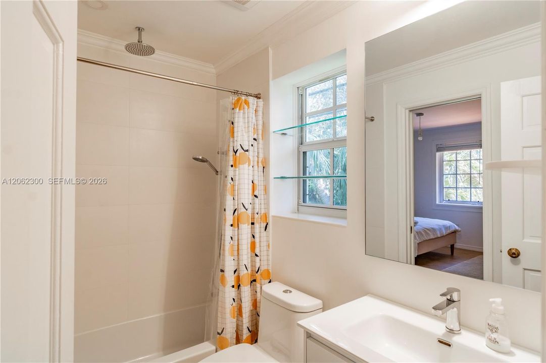 upstairs second Bathroom