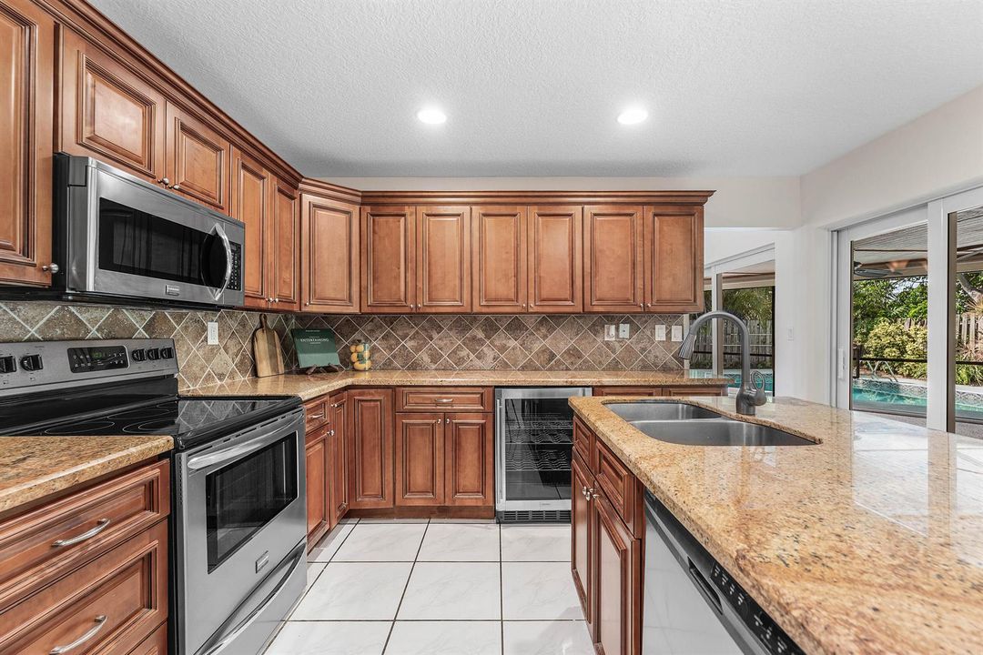 017-966Northwest37thAvenue-DelrayBeach-F