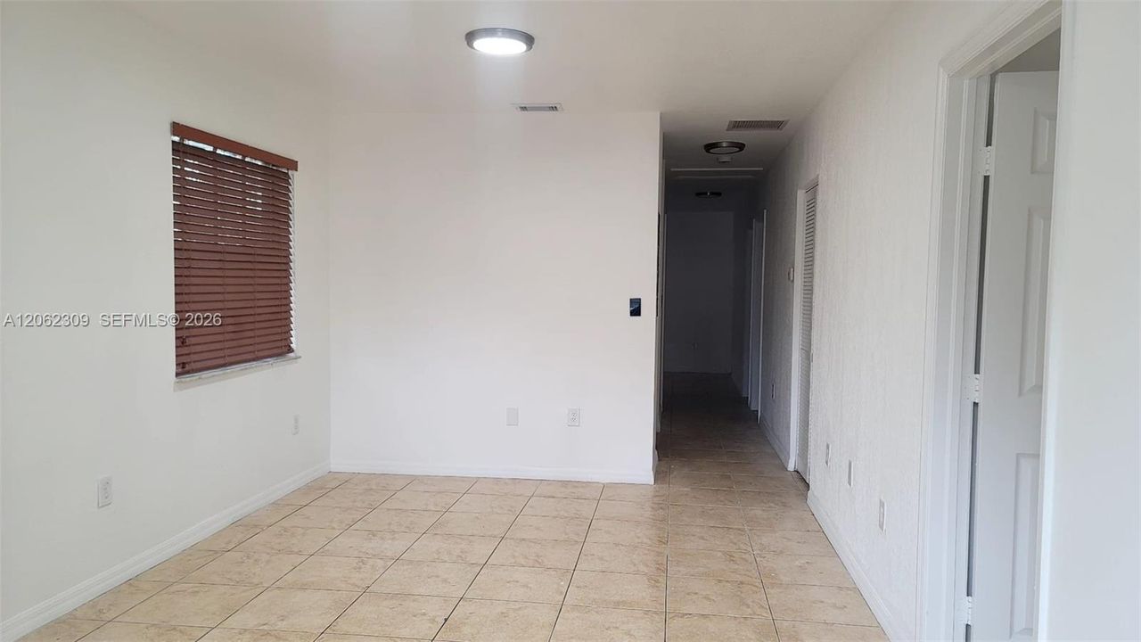 В аренду: $2,750 (3 спален, 2 ванн, 1450 Квадратных фут)