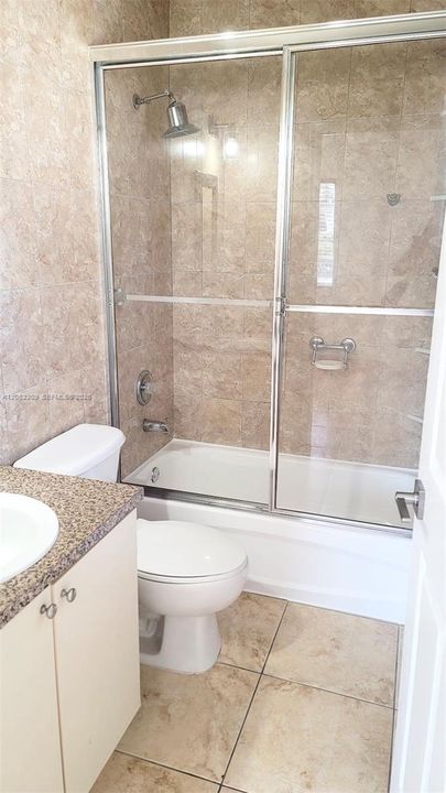 В аренду: $2,750 (3 спален, 2 ванн, 1450 Квадратных фут)