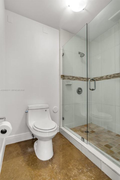 En Renta: $4,300 (4 camas, 2 baños, 2154 Pies cuadrados)