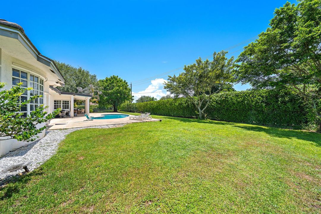 3 Loggerhead Ln-23