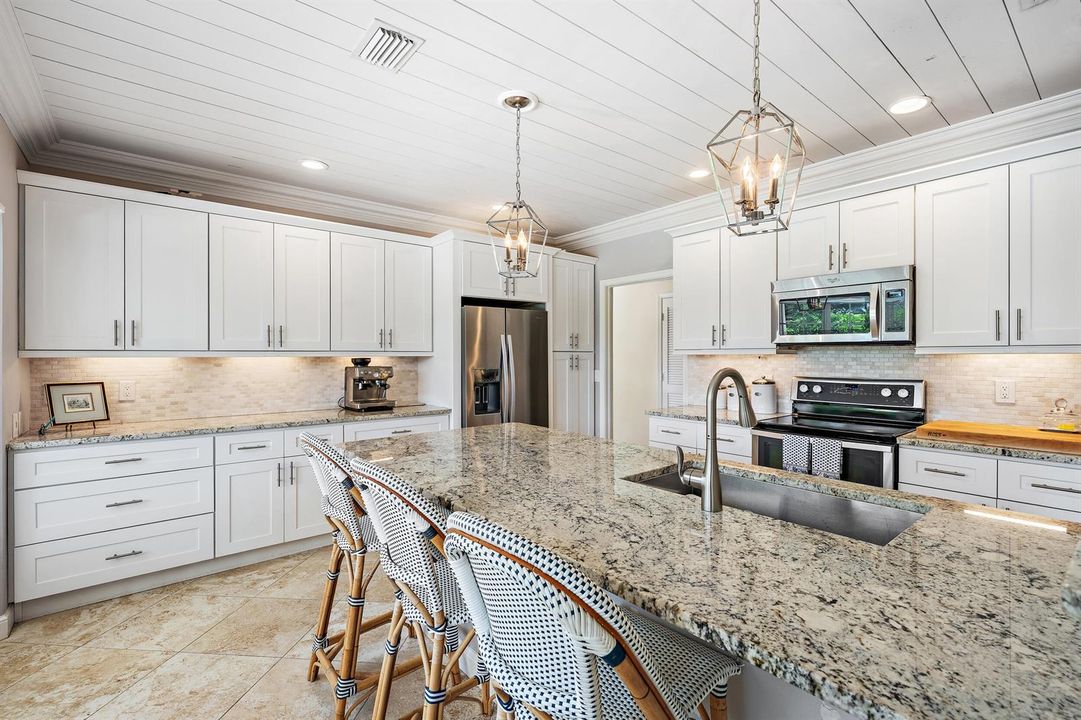 3 Loggerhead Ln-11