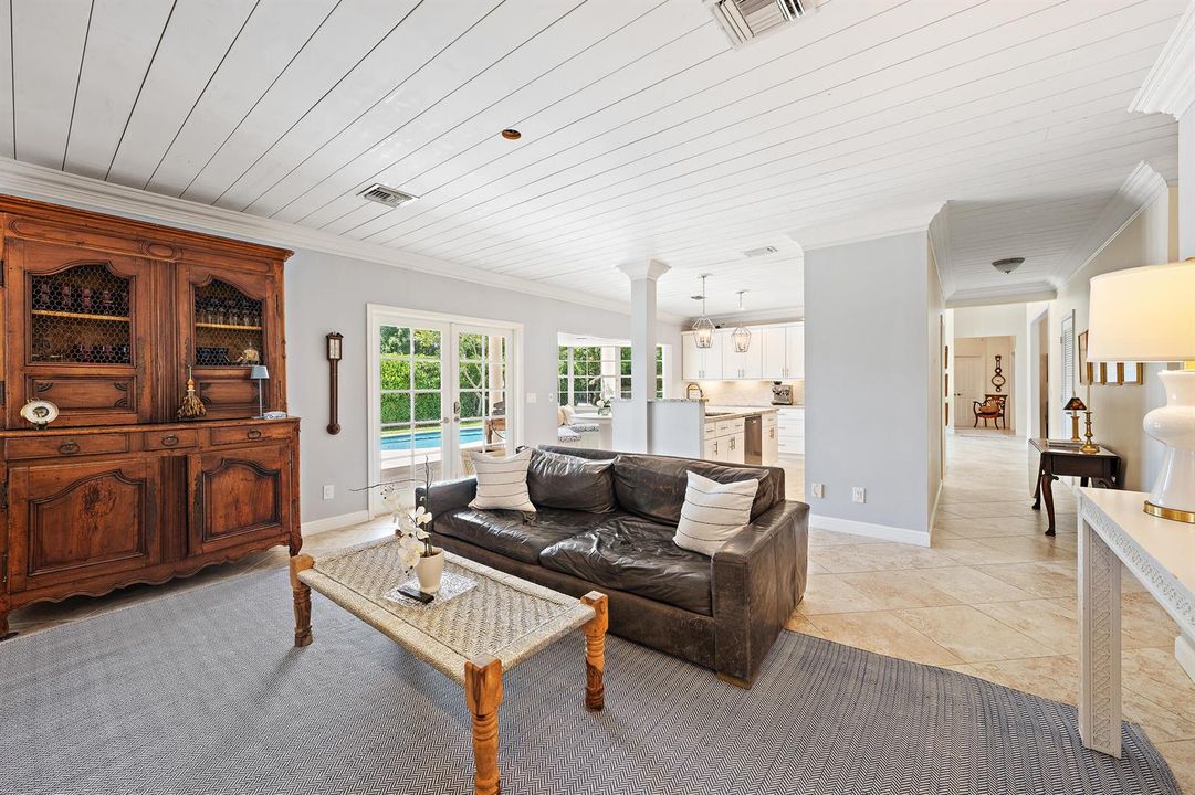 3 Loggerhead Ln-16