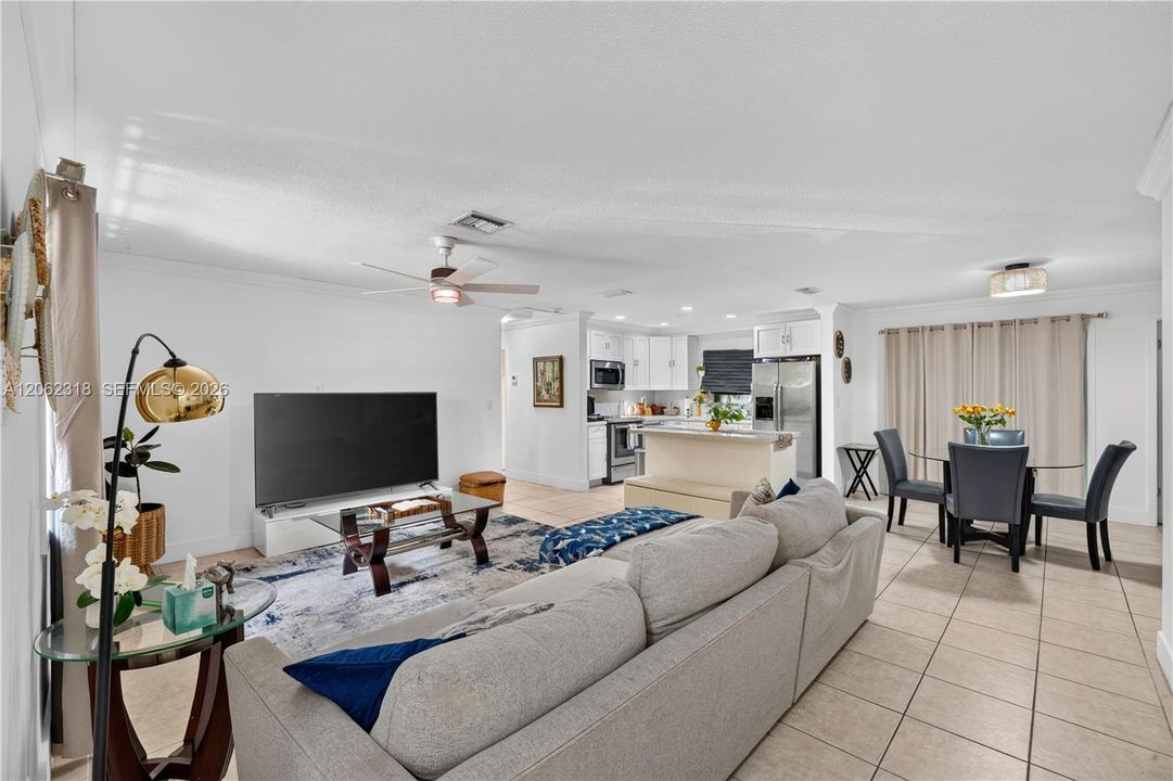En Venta: $605,000 (3 camas, 2 baños, 1260 Pies cuadrados)
