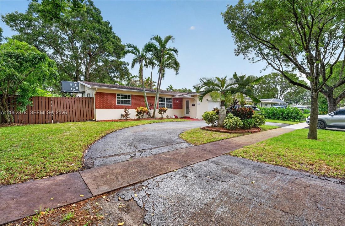 En Venta: $605,000 (3 camas, 2 baños, 1260 Pies cuadrados)