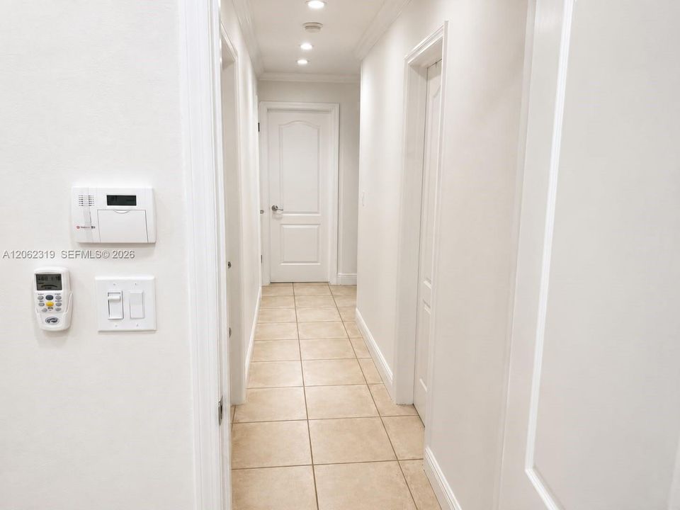 В аренду: $5,500 (3 спален, 2 ванн, 1735 Квадратных фут)