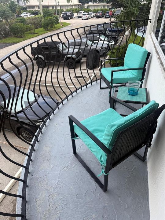 En Venta: $289,000 (2 camas, 1 baños, 850 Pies cuadrados)