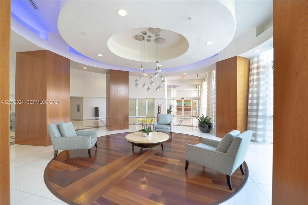 For Rent: $7,950 (3 beds, 3 baths, 1400 Square Feet)