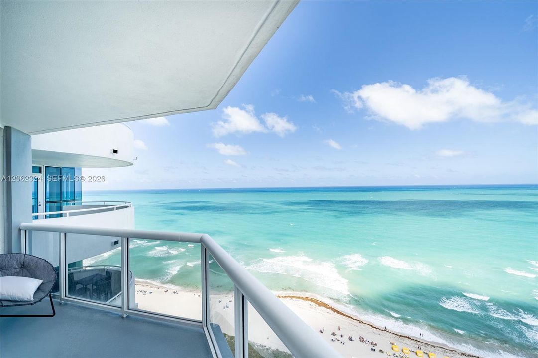 For Rent: $7,950 (3 beds, 3 baths, 1400 Square Feet)