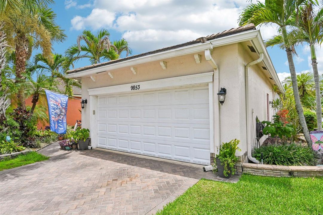 2-web-or-mls-SW Eastbrook Cir-S2907-002