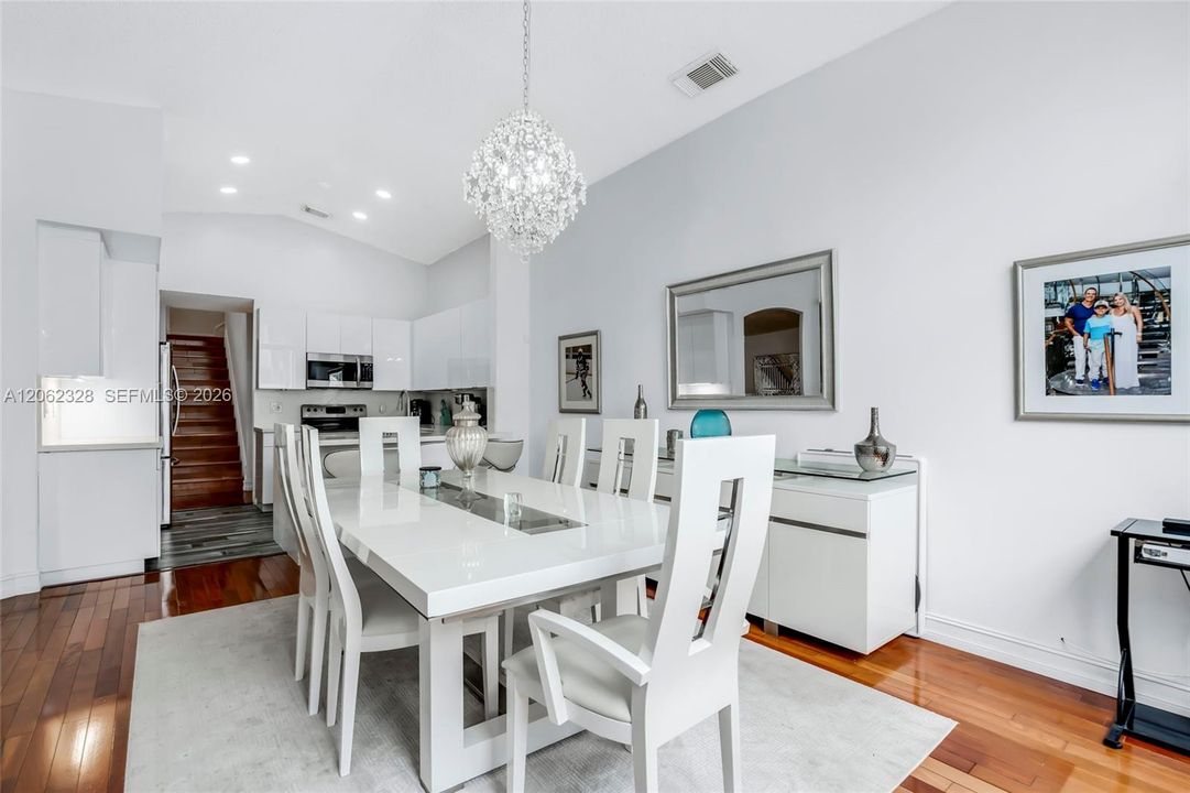 For Sale: $715,000 (4 beds, 2 baths, 1992 Square Feet)