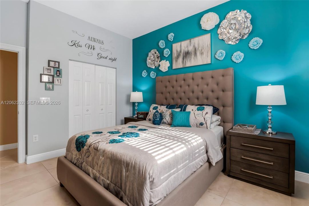 For Sale: $1,575,000 (5 beds, 3 baths, 3766 Square Feet)