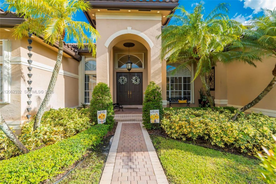 For Sale: $1,575,000 (5 beds, 3 baths, 3766 Square Feet)
