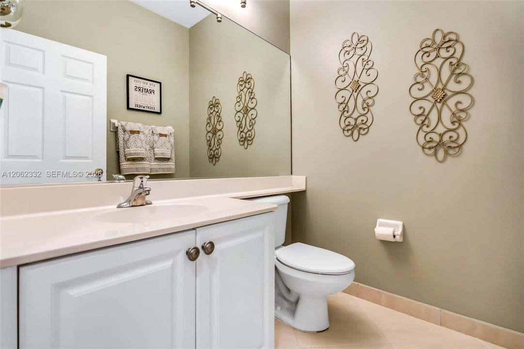 For Sale: $1,575,000 (5 beds, 3 baths, 3766 Square Feet)