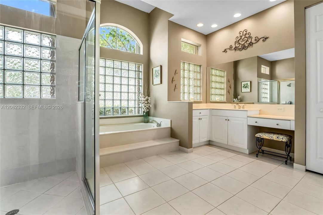 For Sale: $1,575,000 (5 beds, 3 baths, 3766 Square Feet)