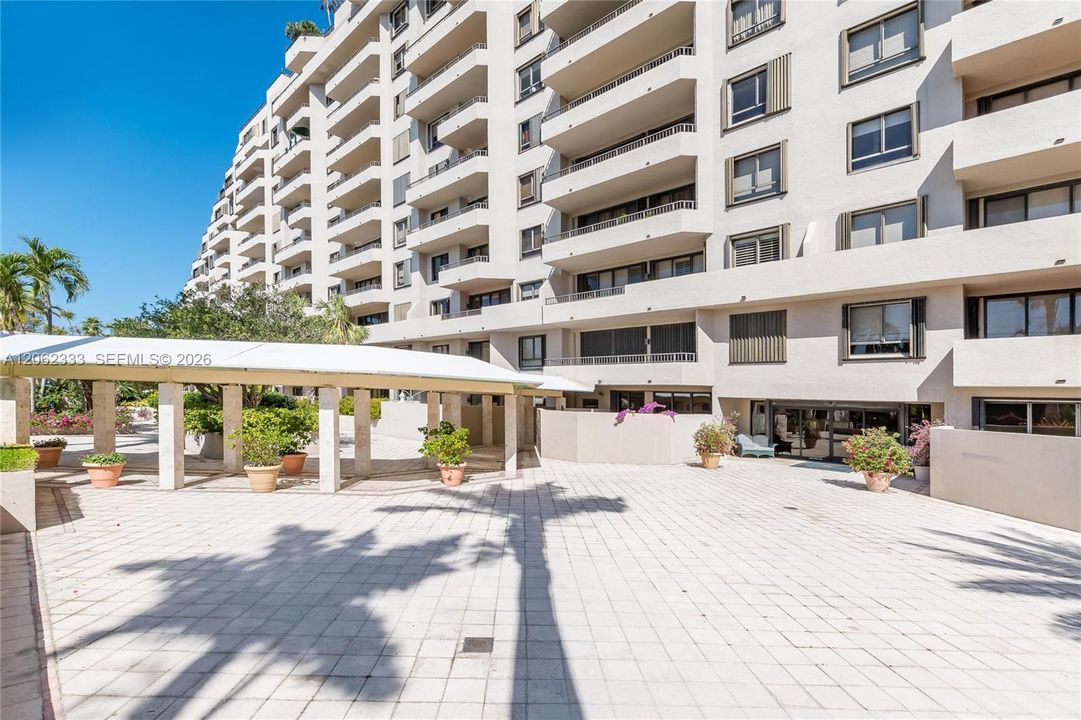 For Rent: $7,800 (2 beds, 2 baths, 1532 Square Feet)