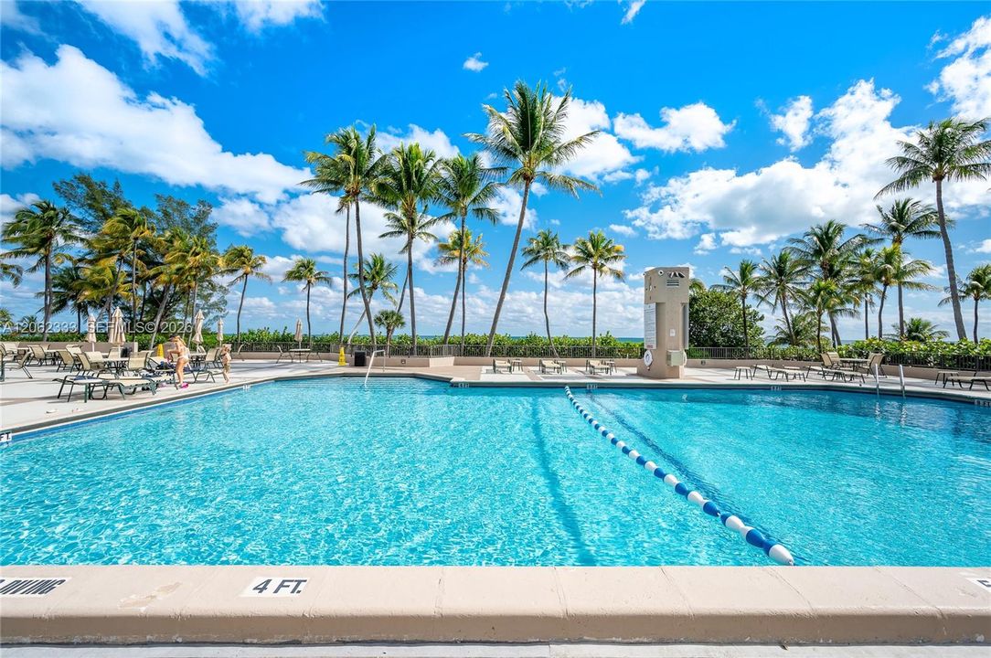 For Rent: $7,800 (2 beds, 2 baths, 1532 Square Feet)