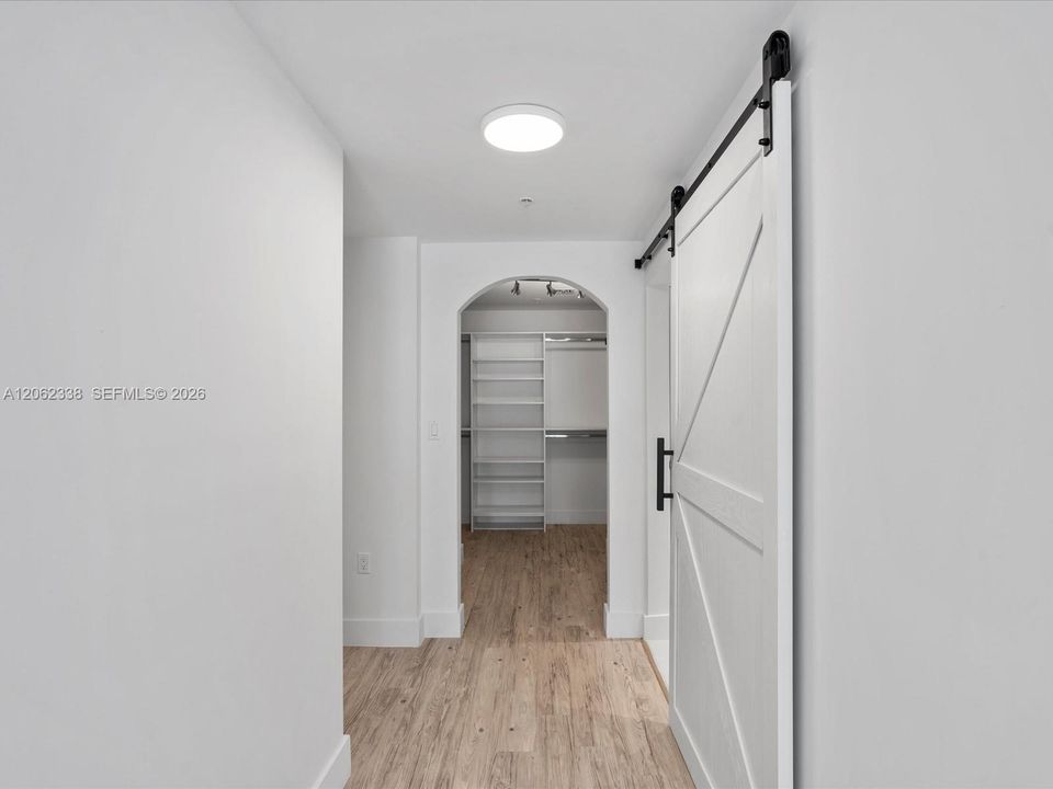 For Rent: $6,600 (3 beds, 3 baths, 1590 Square Feet)