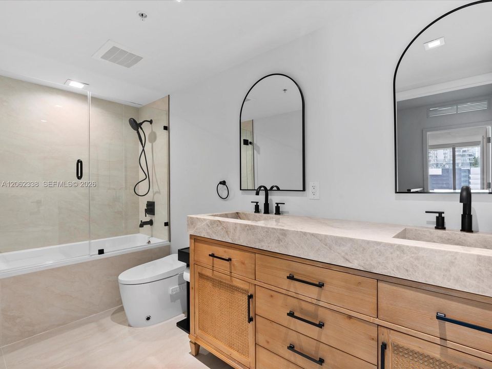 For Rent: $6,600 (3 beds, 3 baths, 1590 Square Feet)
