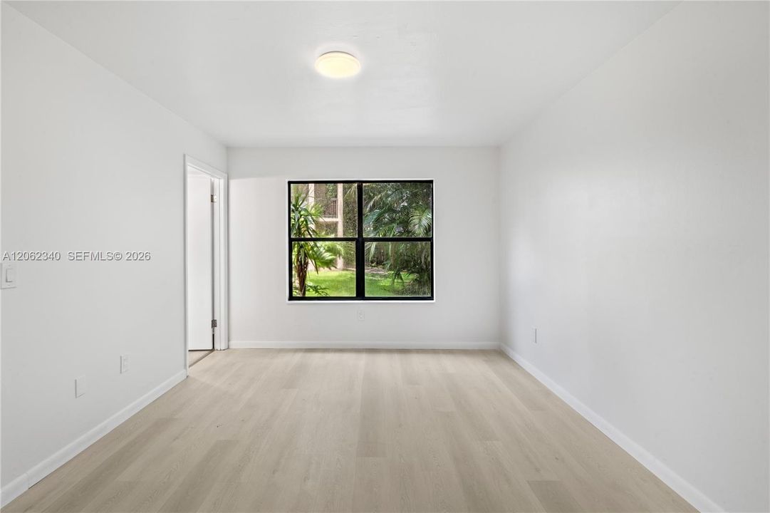For Sale: $238,000 (2 beds, 2 baths, 1148 Square Feet)