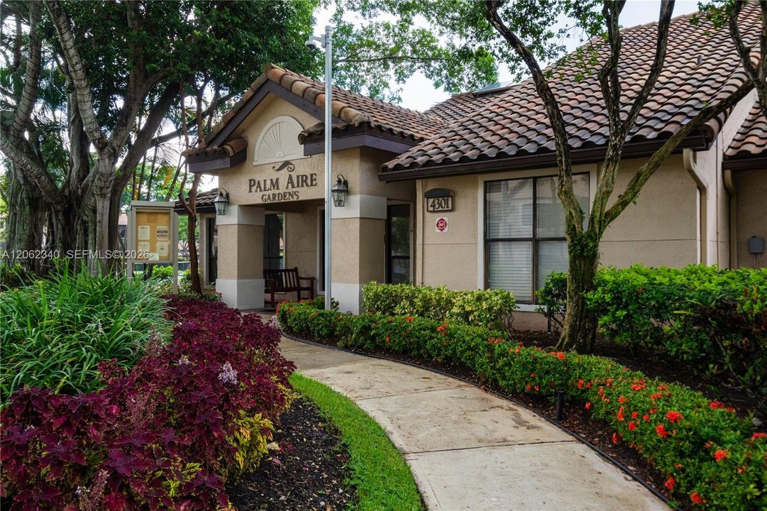 For Sale: $238,000 (2 beds, 2 baths, 1148 Square Feet)