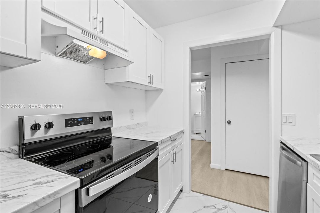 For Sale: $238,000 (2 beds, 2 baths, 1148 Square Feet)