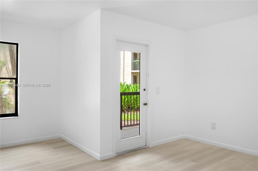 For Sale: $238,000 (2 beds, 2 baths, 1148 Square Feet)
