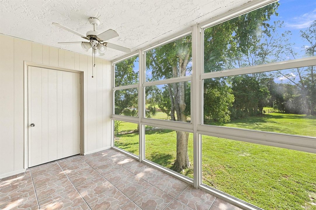 26_sun room