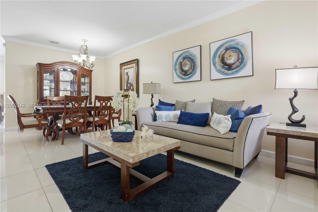 For Sale: $450,000 (3 beds, 2 baths, 1592 Square Feet)
