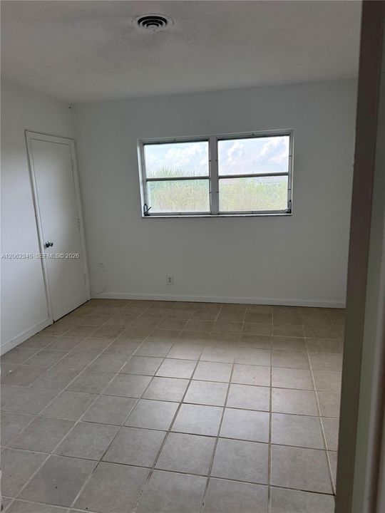 В аренду: $1,700 (1 спален, 1 ванн, 660 Квадратных фут)