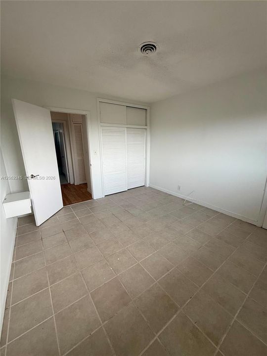 В аренду: $1,700 (1 спален, 1 ванн, 660 Квадратных фут)
