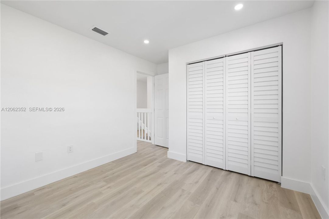 На продажу: $699,900 (4 спален, 2 ванн, 1847 Квадратных фут)