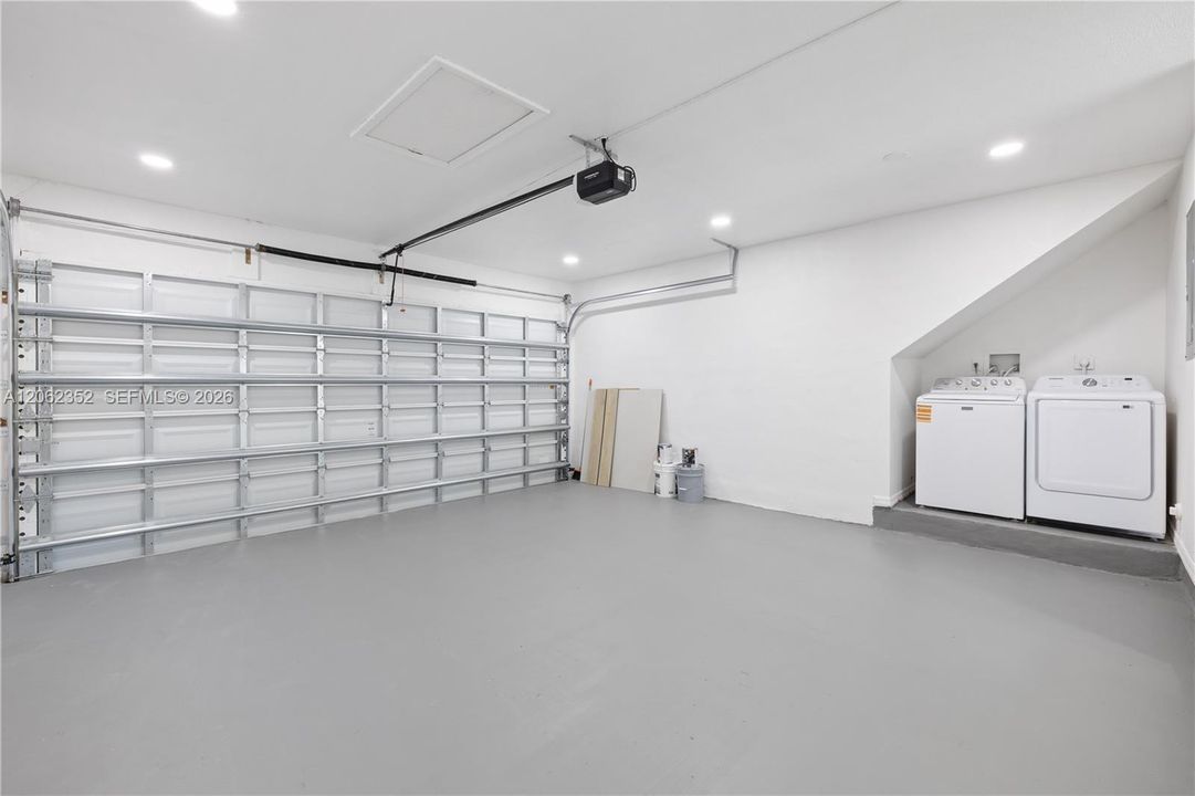 На продажу: $699,900 (4 спален, 2 ванн, 1847 Квадратных фут)