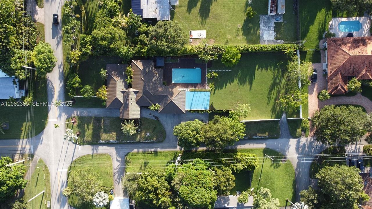 На продажу: $2,550,000 (4 спален, 3 ванн, 3059 Квадратных фут)