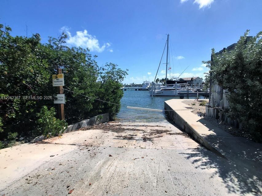 En Venta: $675 (100.00 acres)
