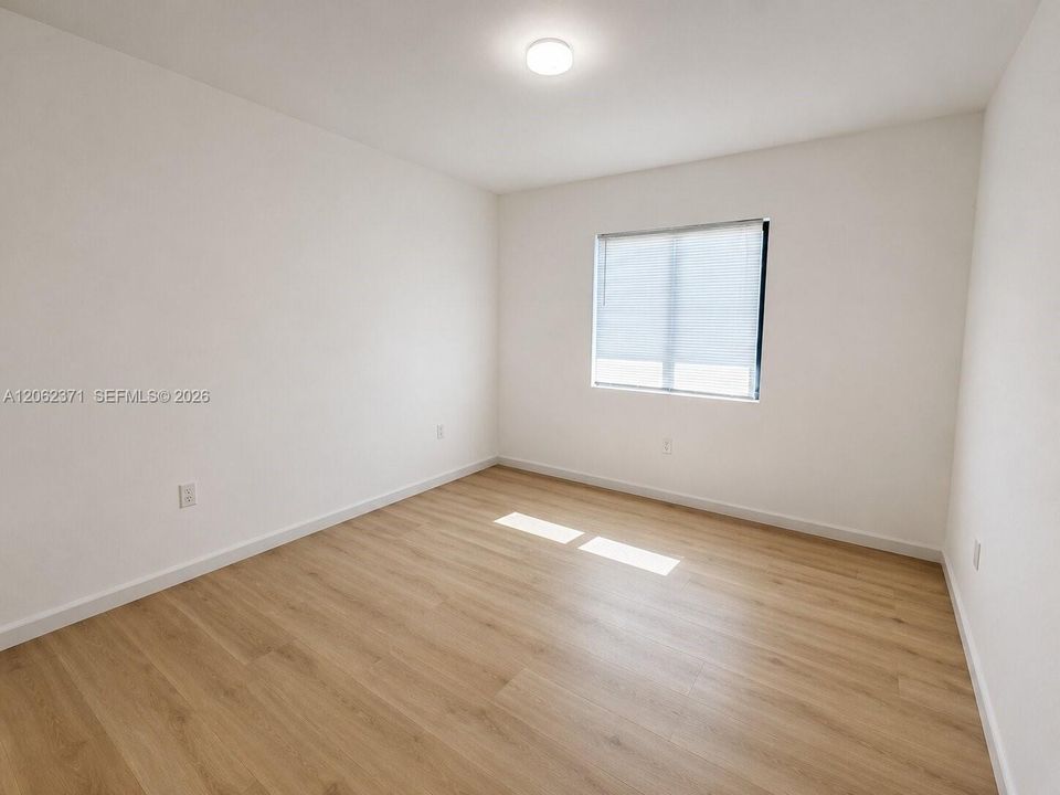 В аренду: $2,500 (3 спален, 2 ванн, 1516 Квадратных фут)
