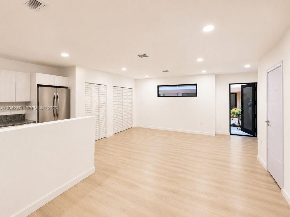 В аренду: $2,500 (3 спален, 2 ванн, 1516 Квадратных фут)