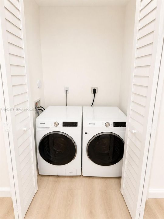В аренду: $2,500 (3 спален, 2 ванн, 1516 Квадратных фут)