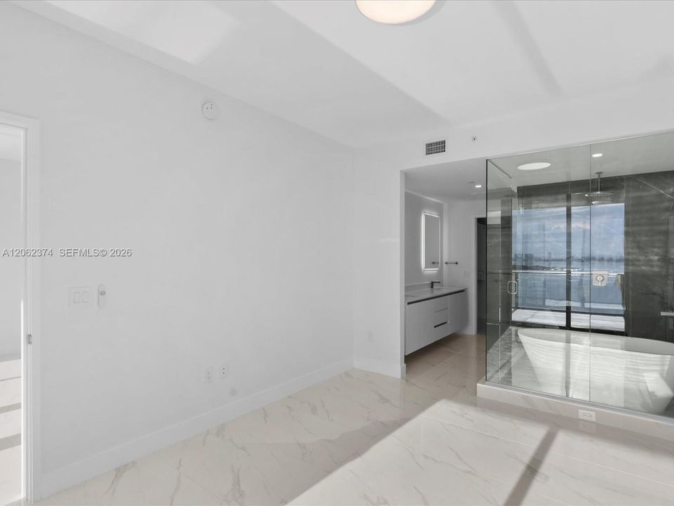 На продажу: $1,799,000 (3 спален, 3 ванн, 1651 Квадратных фут)